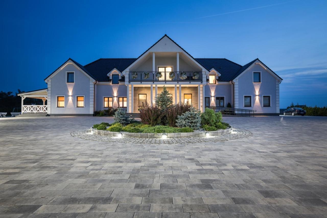 Villa Con Amore Slonsk Luaran gambar