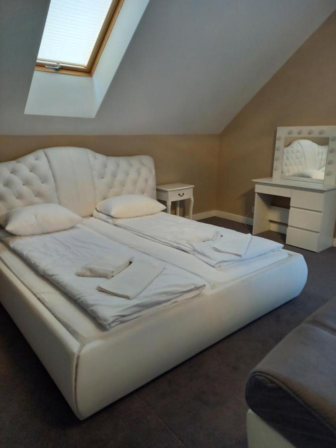 Villa Con Amore Slonsk Luaran gambar